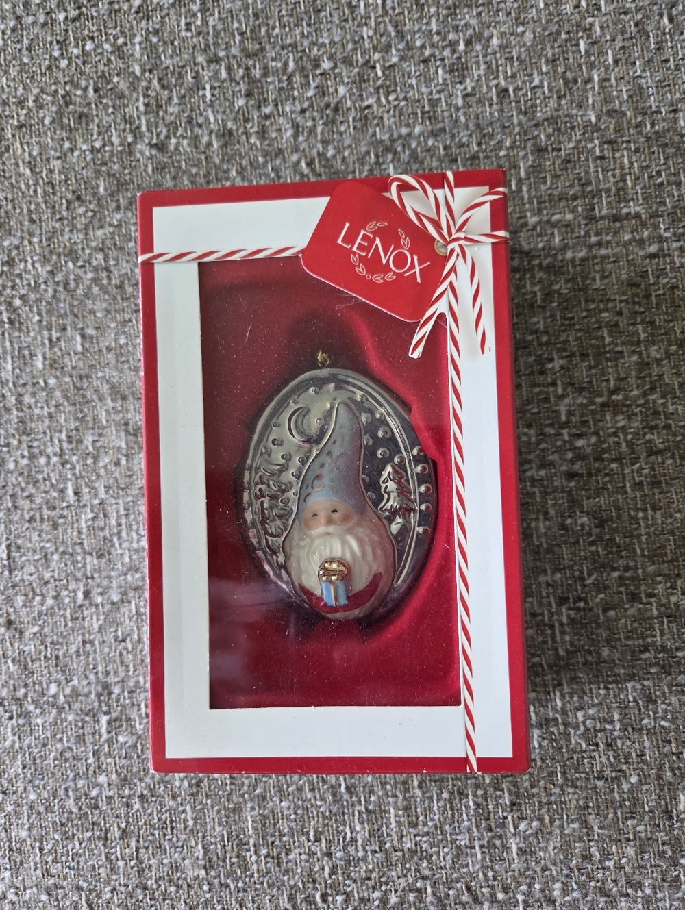 LENOX CHRISTMAS GNOME SCENE ORNAMENT - 3 1/2" H - PORCELAIN -NEW IN ORIGINAL BOX